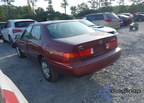 2000 Toyota Camry Le из США, поврежденный, VIN 4T1BG22K0YU665107